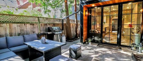 Backyard Oasis (1) with Full Dining/Furniture Set + BBQ + 1.5 Car Parking 3