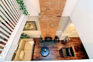 Living Room 4