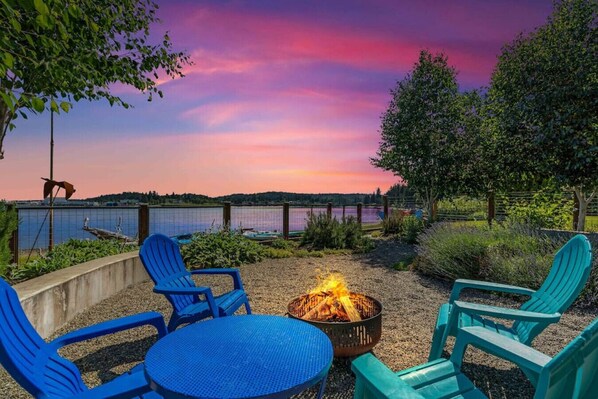Fireside conversations and ocean views await!