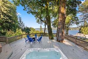 Total relaxation while you take a dip in the hot tub!