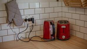 Kaffee und/oder Kaffeemaschine