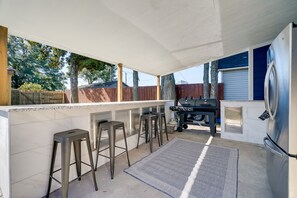 Outdoor Kitchen | Gas Grill