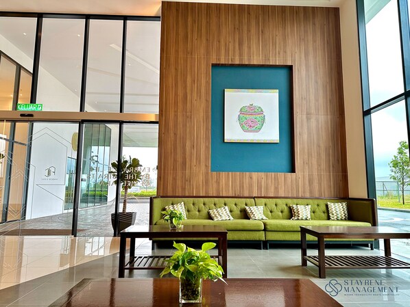 Sala de estar en el lobby