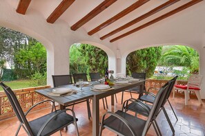 Outdoor dining area