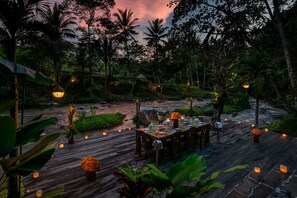 Romantic dinner by the River edge