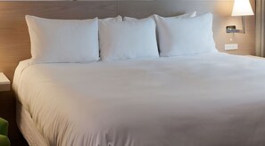 Unit with King bed. Exact unit will be assigned upon arrival. Views, colors, and decor may vary.