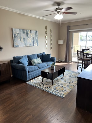 Living area with views of the lake and boat slips.