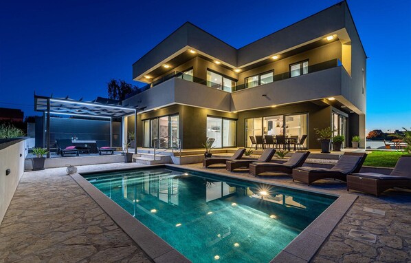 pool