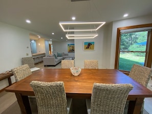 Dining Room that Opens into Living Room