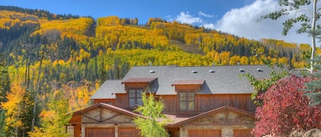 Fall Colors (townhome is the 2nd from the left)