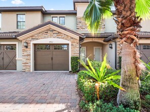 8902-azalea-sands-lane--davenport--fl-33896----03.jpg