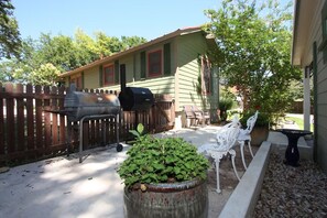 grilling area