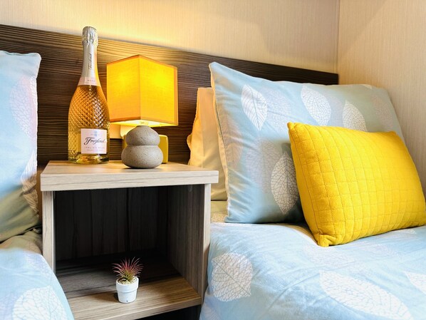 Twin Bedroom 1