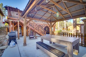 Gazebo | Dining Area | Gas Grill | Multi-Level Home