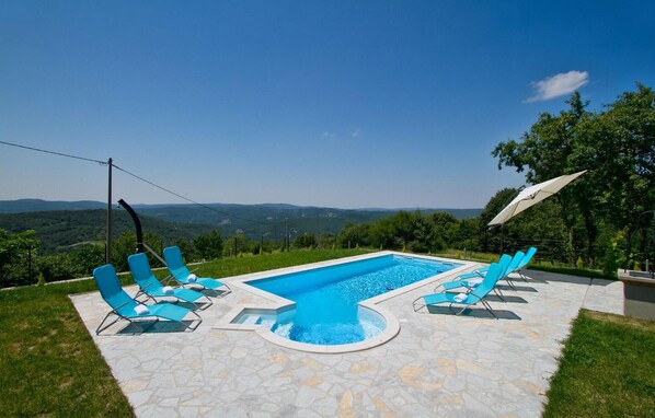 pool