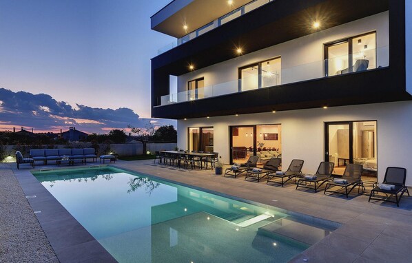 pool