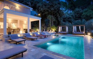 pool