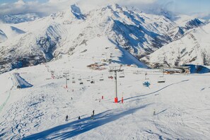 Snow and ski sports