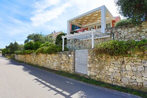 Property%27s entrance