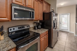 Kitchen (Angle)