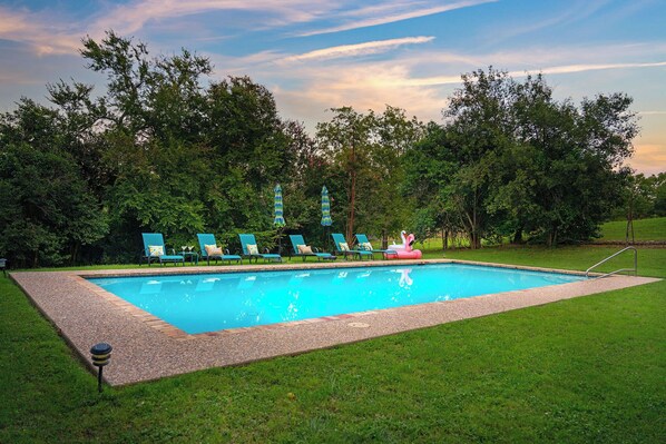 Large Swimming Pool