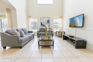 Living Room
51" TV
