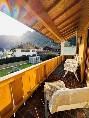 Ferienwohnung Romy, 1 bis 2 Personen, 50 qm, getrennter Wohn-/Schlafraum, Balkon, Nichtraucher-Balkon