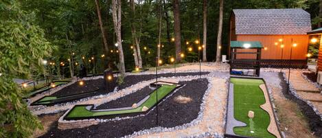 Enjoy your very own 6-hole putt-putt course! Perfect for family and friends!
