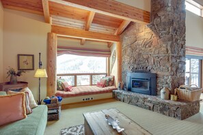 Living Room | Wood-Burning Stove | Window Bench