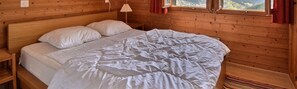 Bedroom 1 with 1 double bed