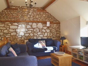 Living room | Parc Uchaf Cottages - Granary Cottage, Oswestry