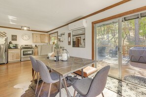 Dining Area | Central A/C