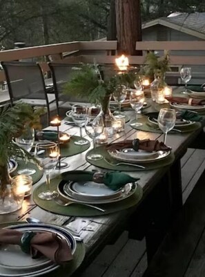 Outdoor dining