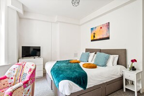 Super-King bed for comfy relax