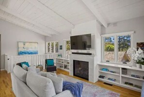Living room with fireplace