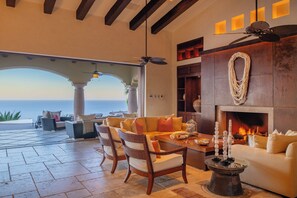 Adriana 4 indoor living area