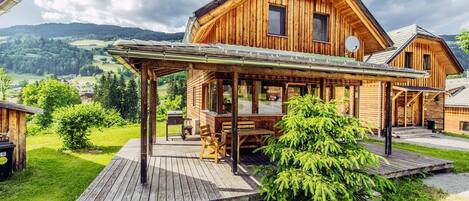 Terrasse / Balkon