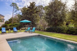 Gorgeous private pool with tons of outdoor lounge space.