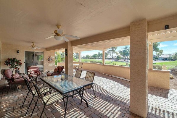 Outdoor dining