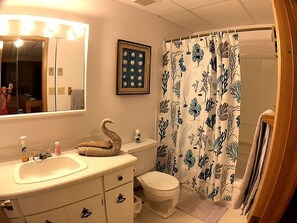 4 piece bathroom on upper level