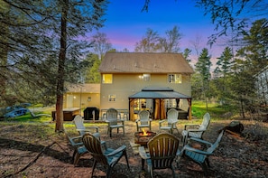 Fire pit nestled in by surrounding nature
