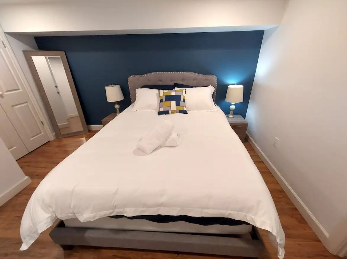 Medical Residents no cleaning fee Private Entrance Full Brand New Apartment