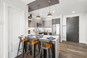 Fully loaded kitchen
