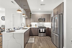 Fully loaded kitchen