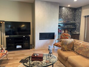 Family Room - Floating Fireplace - Bar