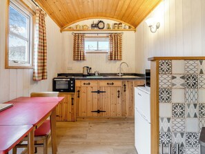Kitchen area | The Shepherds Rest - Morrells Wood Farm, Leighton, near Shrewsbury