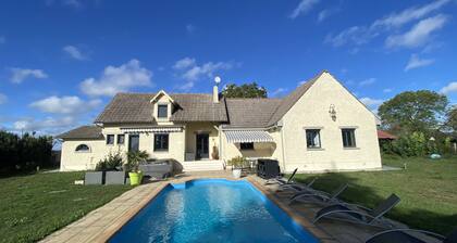 Maison Pour 8 Adultes et Maximum 6 Enfants Avec Piscine Chauffée, spa et Sauna
