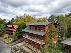 At the top of Alpine Mountain Village, your cabin awaits!
