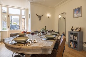 St Edmunds View, Hunstanton: Dining room with access to the enclosed garden