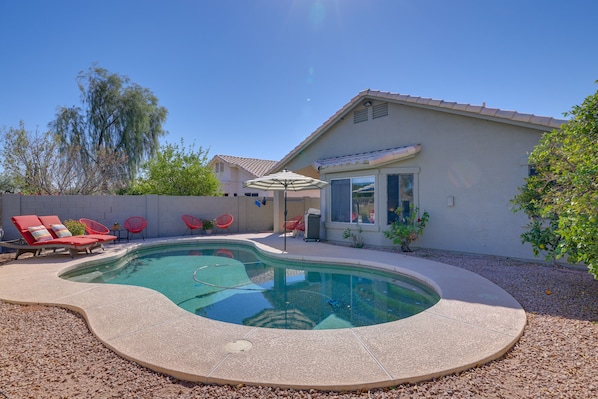 Glendale Vacation Rental | 3BR | 2BA | 1,687 Sq Ft | 1 Step Required